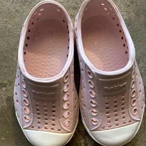 Baby girls Native slip ons